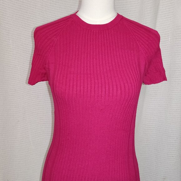 Daisy Fuentes | Hot pink knit short sleeve sweater top - Picture 6 of 13